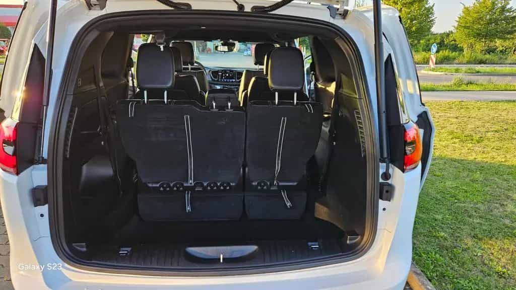Chrysler Pacifica ."S".L-Plus.Facelift.7-Sitze.ACC.Memory. 02/2023-photo-3