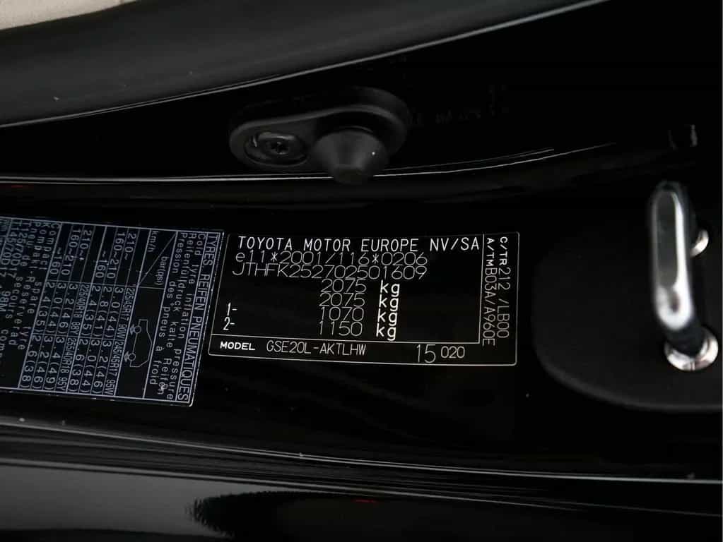 Lexus IS 250 Cabrio 250C Luxury Aut. * LEATHER | NAVI- 02/2010-photo-23