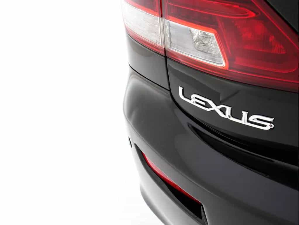 Lexus IS 250 Cabrio 250C Luxury Aut. * LEATHER | NAVI- 02/2010-photo-35