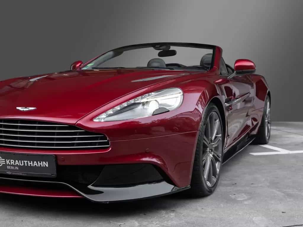Aston Martin Vanquish 01/2014-photo-17