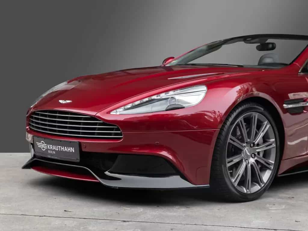 Aston Martin Vanquish 01/2014-photo-18
