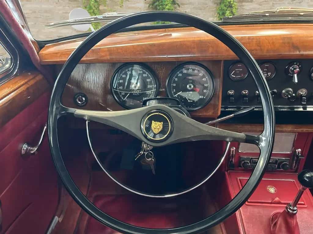 Jaguar MK II 340 Saloon 3.4 Liter Wertgutachten, fzg hi 07/1968-photo-10