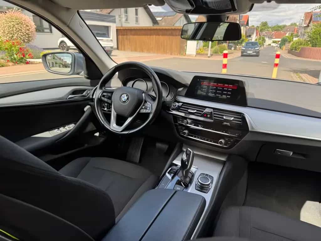 BMW 520 Touring Business Paket+BMW SERVICE NEU! 03/2020-photo-17