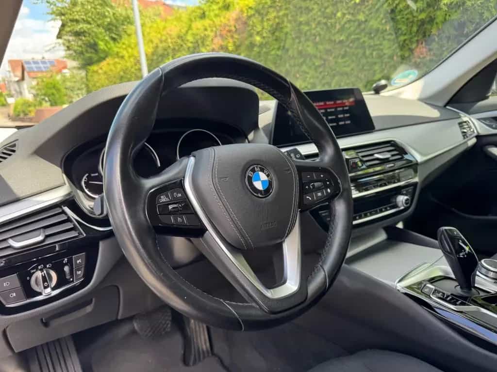 BMW 520 Touring Business Paket+BMW SERVICE NEU! 03/2020-photo-19