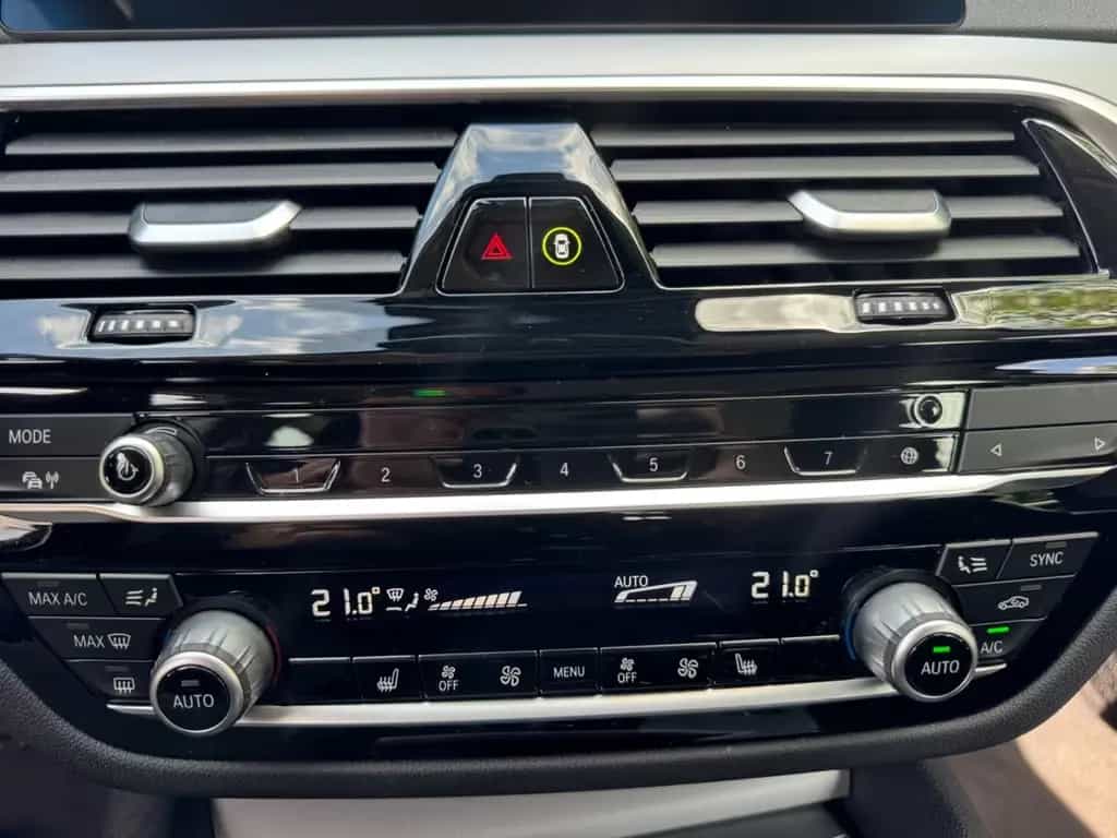 BMW 520 Touring Business Paket+BMW SERVICE NEU! 03/2020-photo-28