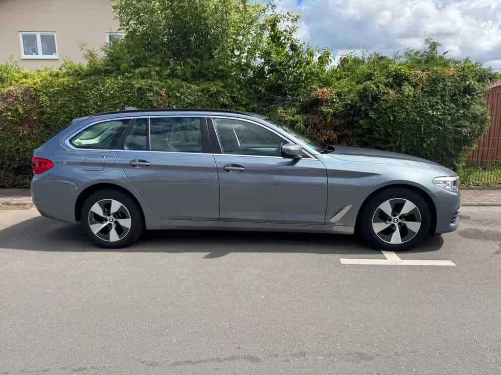 BMW 520 Touring Business Paket+BMW SERVICE NEU! 03/2020-photo-5