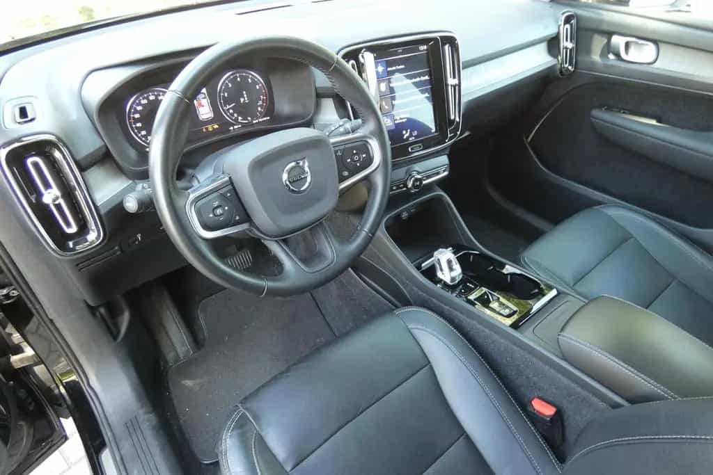 Volvo XC40 T3 Inscription #LEDER #DAB+ #AHZV #LED 06/2020-photo-11