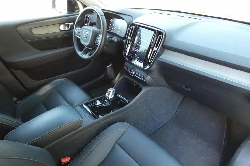 Volvo XC40 T3 Inscription #LEDER #DAB+ #AHZV #LED 06/2020-photo-14