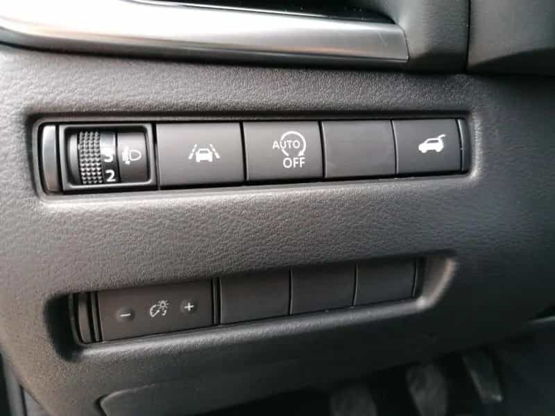 Nissan Qashqai N-Connecta MY22 1.3 DIG-T MHEV 140 PS M 10/2024-photo-13