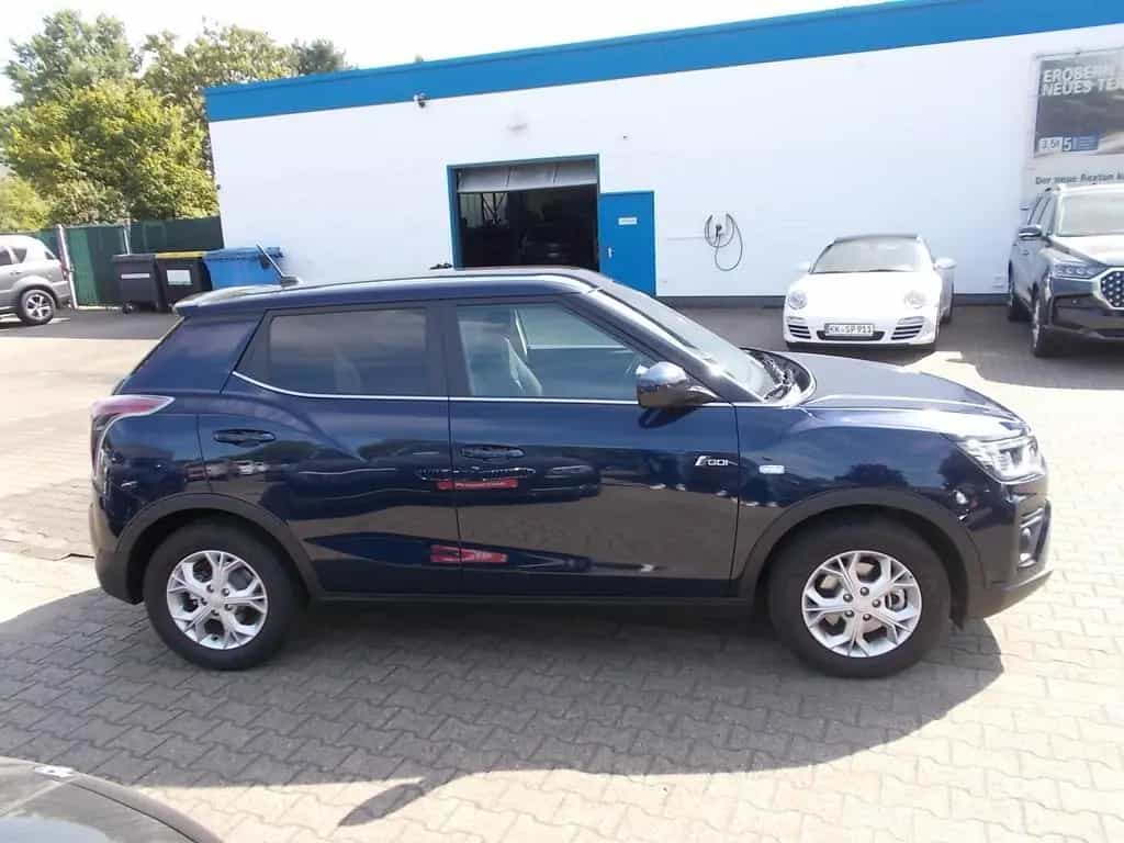 Ssangyong Tivoli 1.5 T Amber  Klima Kamera Tempomat PDC 04/2023-photo-3