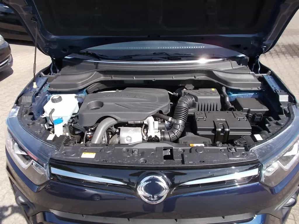 Ssangyong Tivoli 1.5 T Amber  Klima Kamera Tempomat PDC 04/2023-photo-9