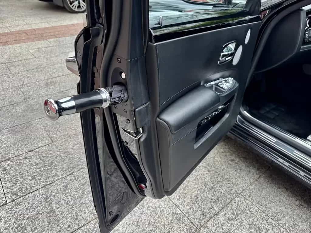 Rolls-Royce Ghost V12 *Panorama*Fond-Entertainment*Massage* 06/2014-photo-1