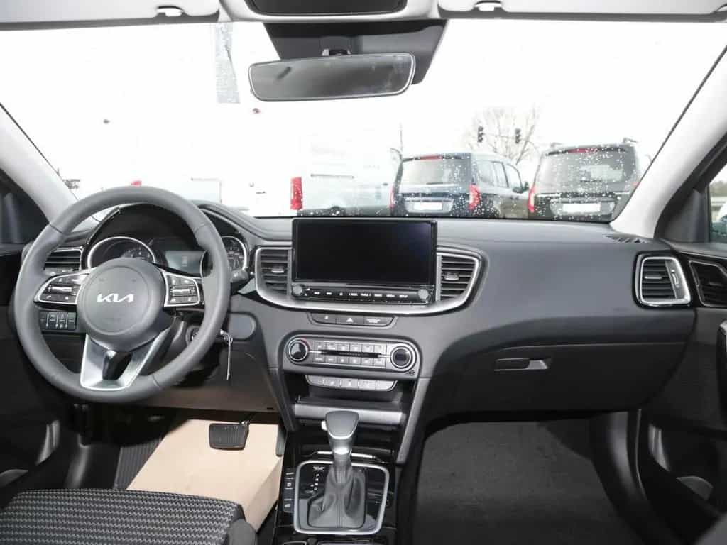 Kia Ceed 1.5T DCT Vision Navi Kamera ACC Lenkradhzg 04/2026-photo-11
