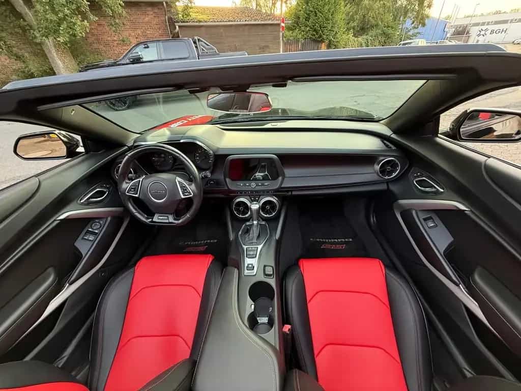 Chevrolet Camaro CABRIO*6,2L V8*SS*LED*BREMBO*XENON*GARANTIE* 10/2017-photo-48