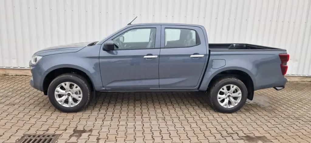 Isuzu D-Max 4X4  LS/AT 06/2024-photo-1