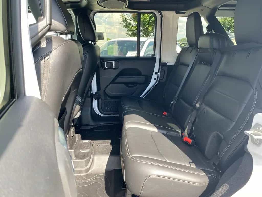Jeep Wrangler UNLIMITED SAHARA SKY ONE KAMERA+NAVI 12/2020-photo-11