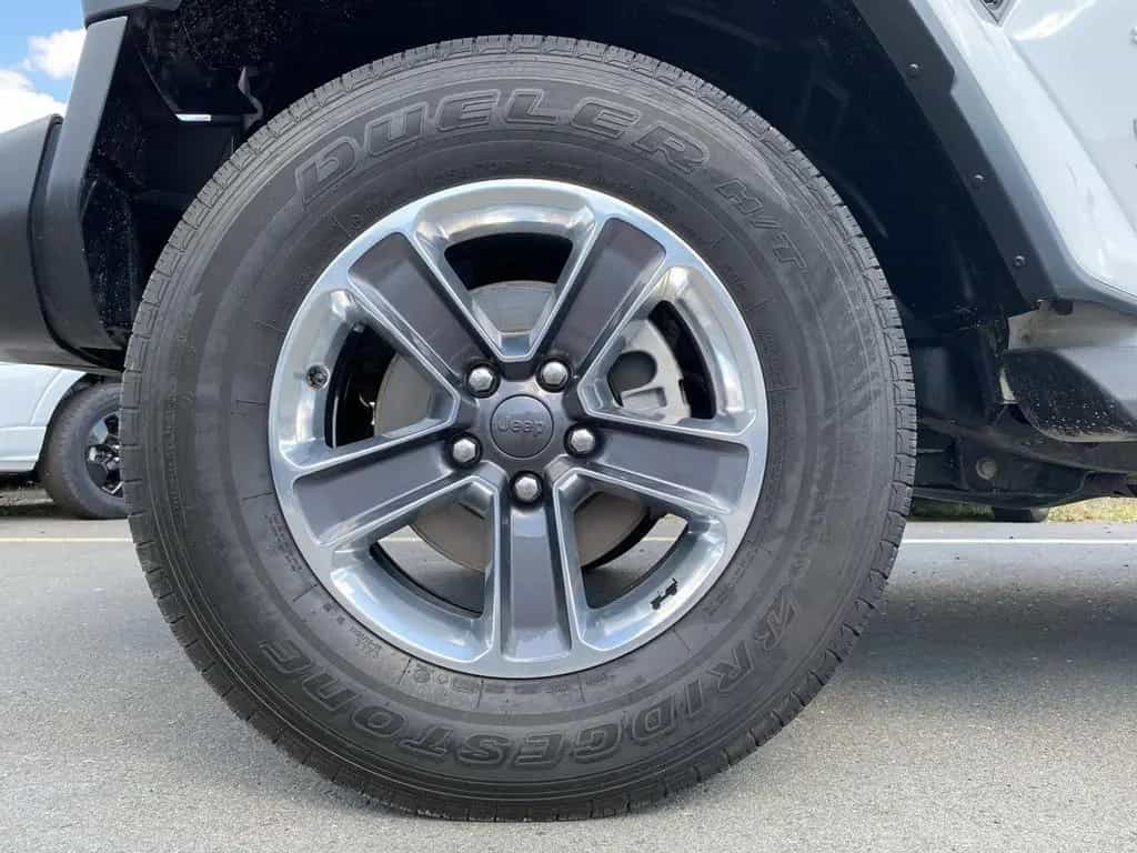 Jeep Wrangler UNLIMITED SAHARA SKY ONE KAMERA+NAVI 12/2020-photo-13