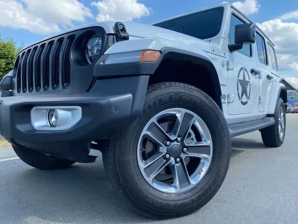 Jeep Wrangler UNLIMITED SAHARA SKY ONE KAMERA+NAVI 12/2020-photo-24