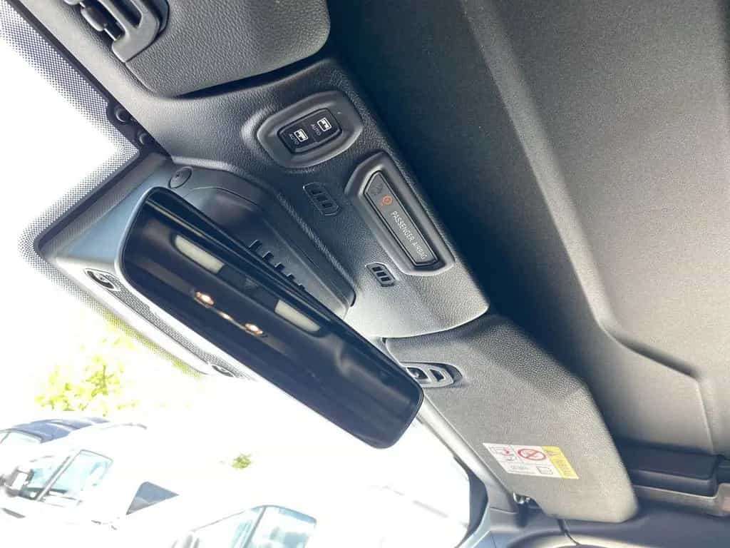 Jeep Wrangler UNLIMITED SAHARA SKY ONE KAMERA+NAVI 12/2020-photo-27