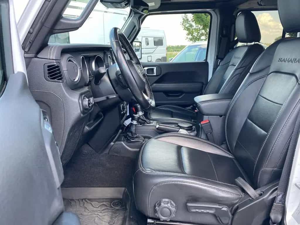 Jeep Wrangler UNLIMITED SAHARA SKY ONE KAMERA+NAVI 12/2020-photo-9
