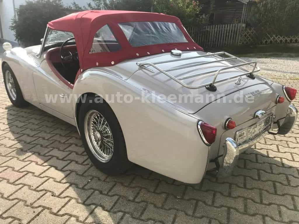 Triumph TR3 07/1958-photo-7