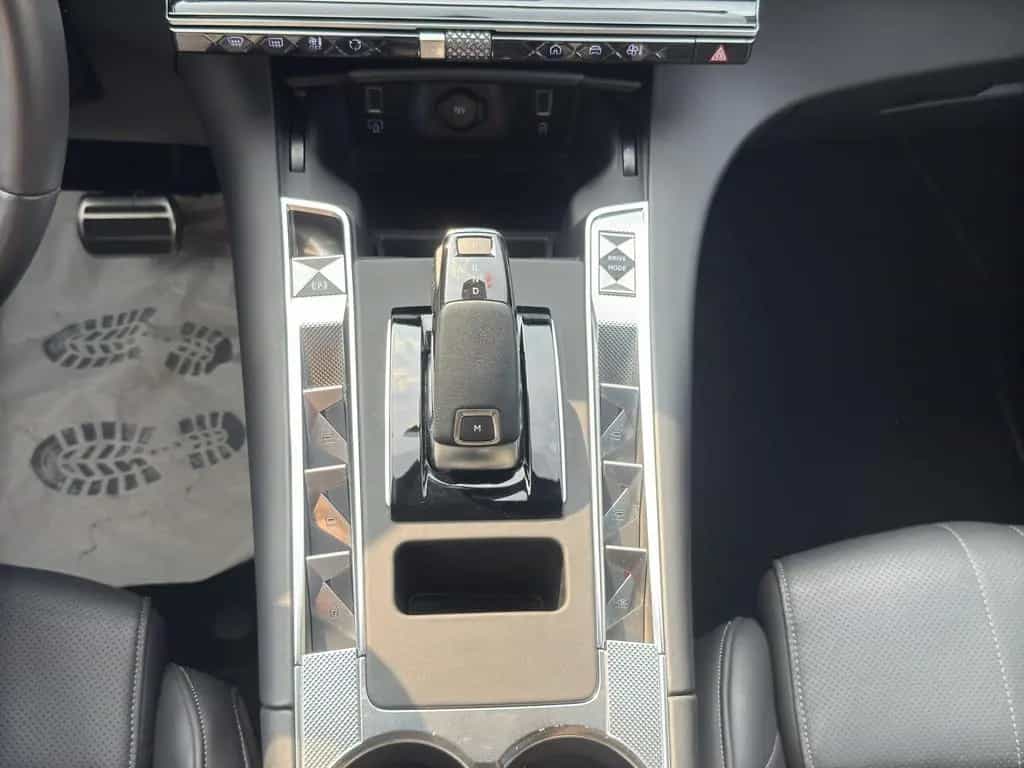 DS Automobiles DS7 (Crossback) DS 7 BlueHDI 130 Aut. OPERA LEDER Panoramadach 05/2024-photo-30
