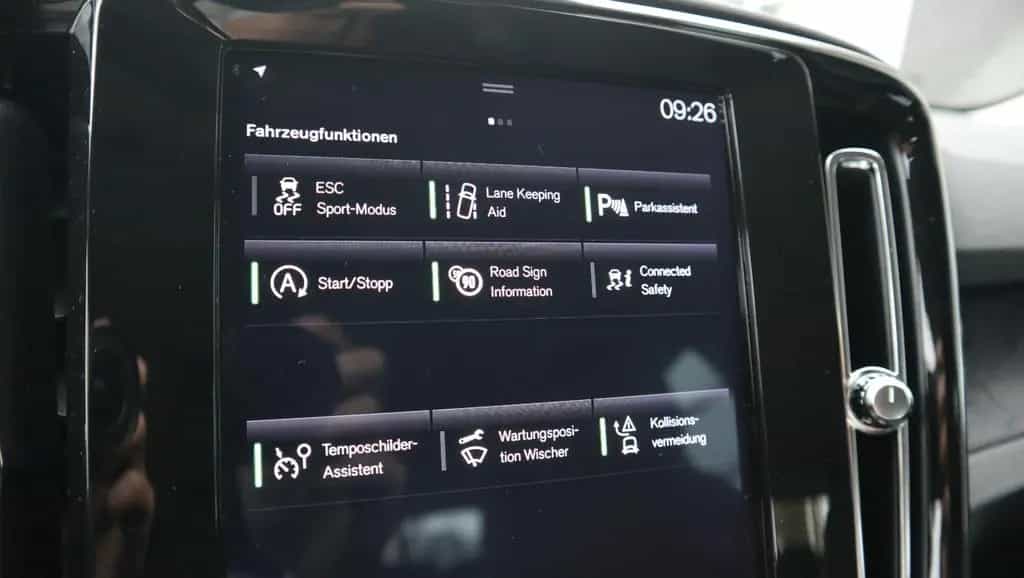 Volvo XC40 Momentum Pro-Automatik-LED-Standhzg. 05/2019-photo-13
