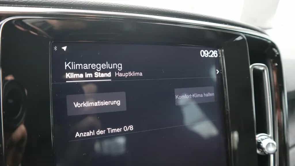 Volvo XC40 Momentum Pro-Automatik-LED-Standhzg. 05/2019-photo-16