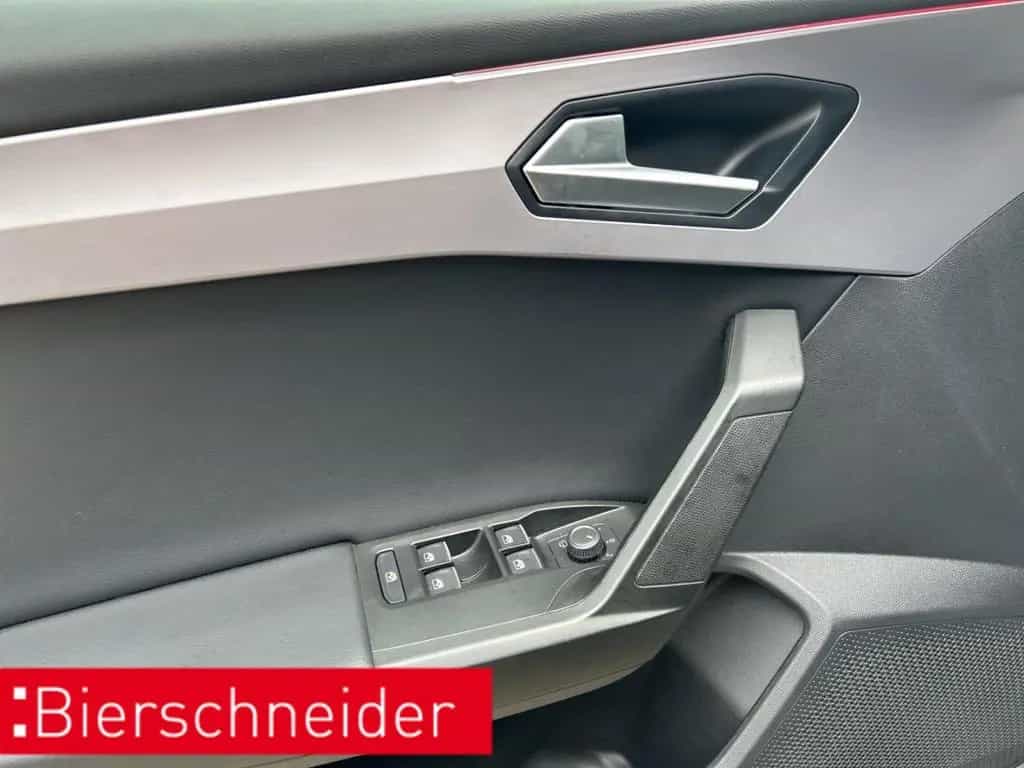 Seat Leon 1.5 eTSI DSG FR MATRIX SHZ CLIMATR. 10/2024-photo-12