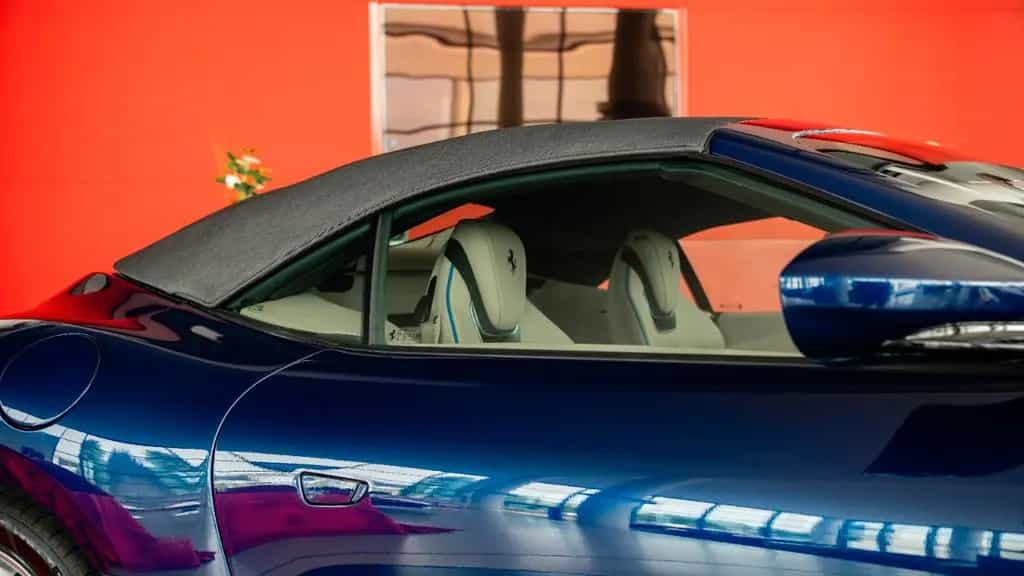 Ferrari Roma Spider 02/2025-photo-13