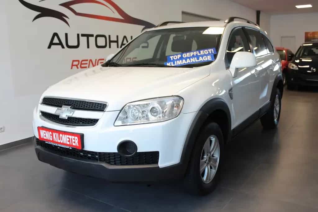 Chevrolet Captiva 2.4 LS 2WD 05/2011-photo-0