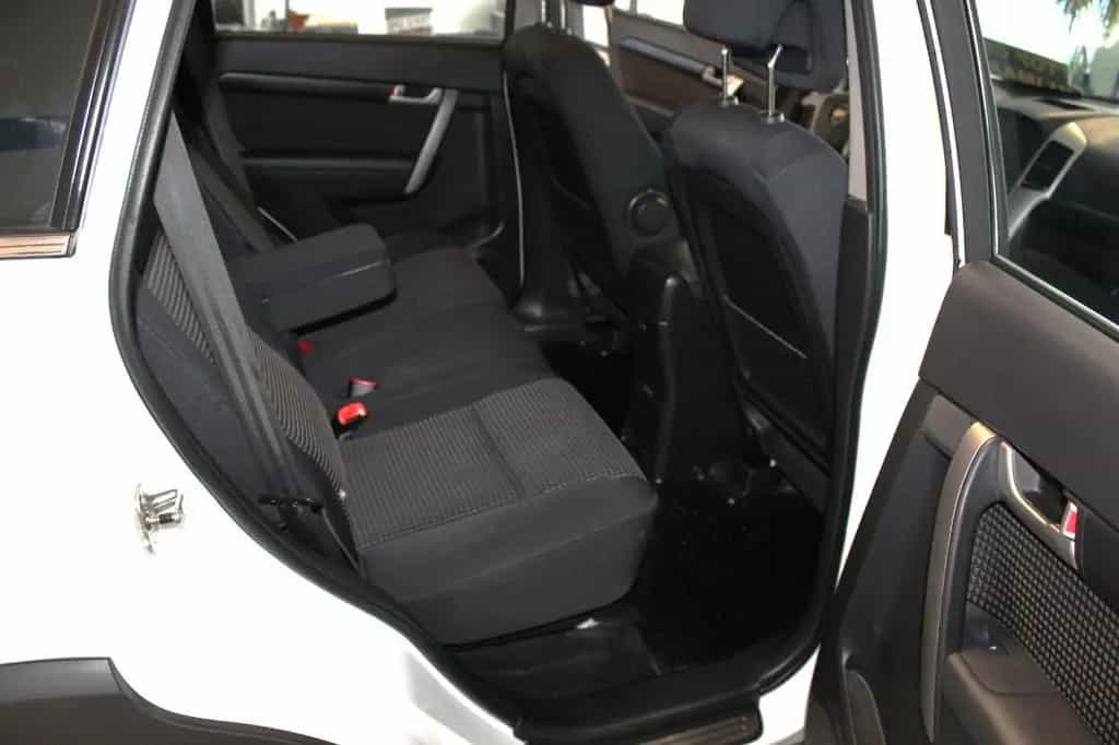 Chevrolet Captiva 2.4 LS 2WD 05/2011-photo-12