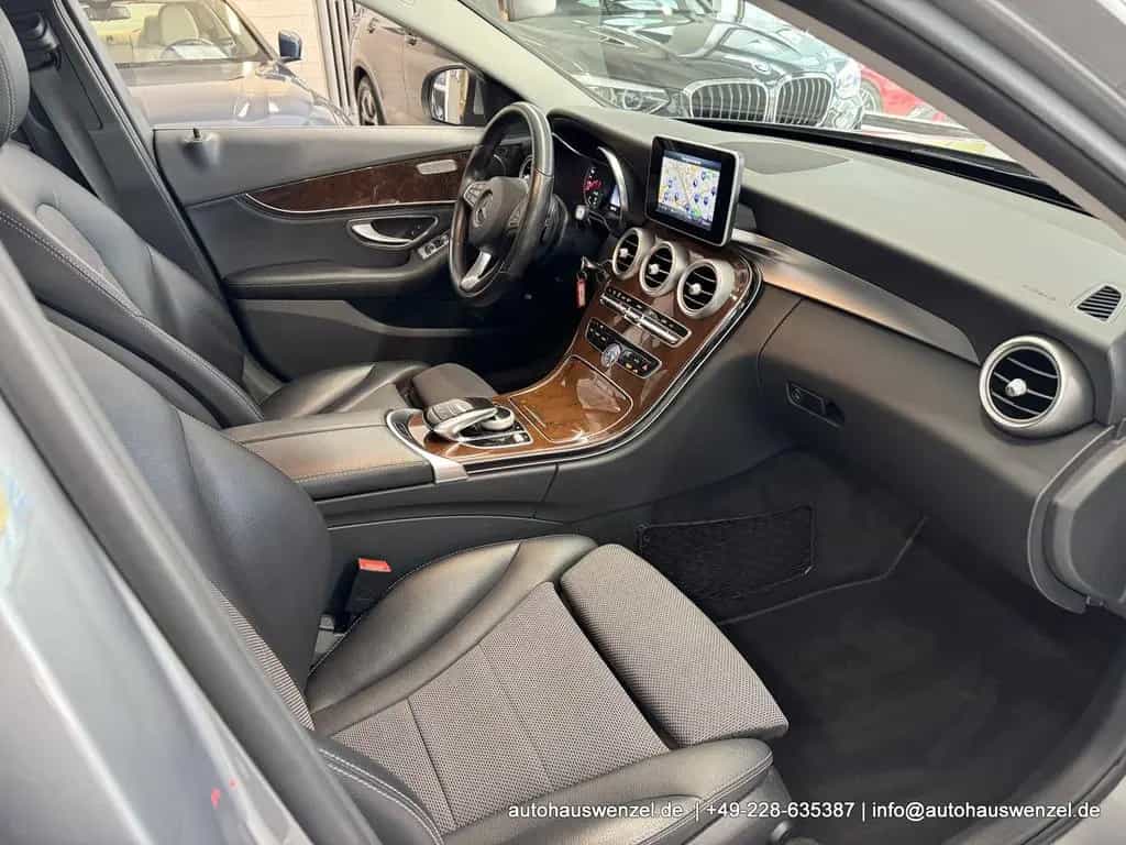 Mercedes-Benz C-Class 180 Lim. Aut. Avantgarde NAVI LED SITZHEIZUNG 03/2015-photo-17