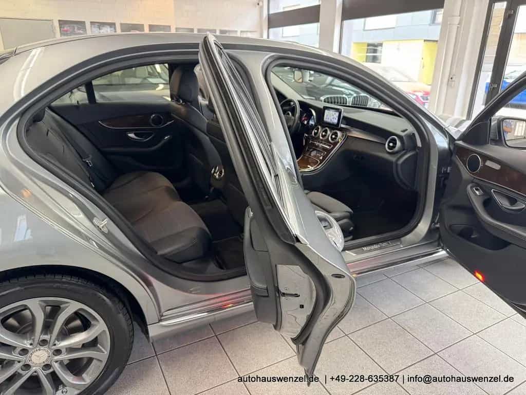 Mercedes-Benz C-Class 180 Lim. Aut. Avantgarde NAVI LED SITZHEIZUNG 03/2015-photo-24