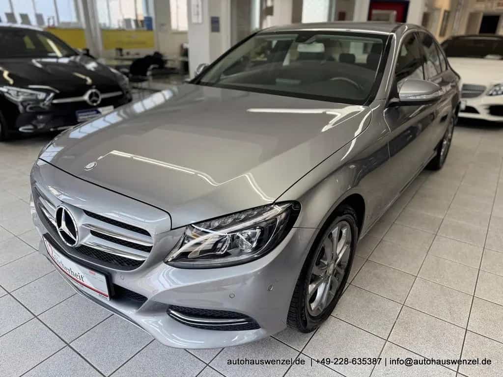 Mercedes-Benz C-Class 180 Lim. Aut. Avantgarde NAVI LED SITZHEIZUNG 03/2015-photo-3