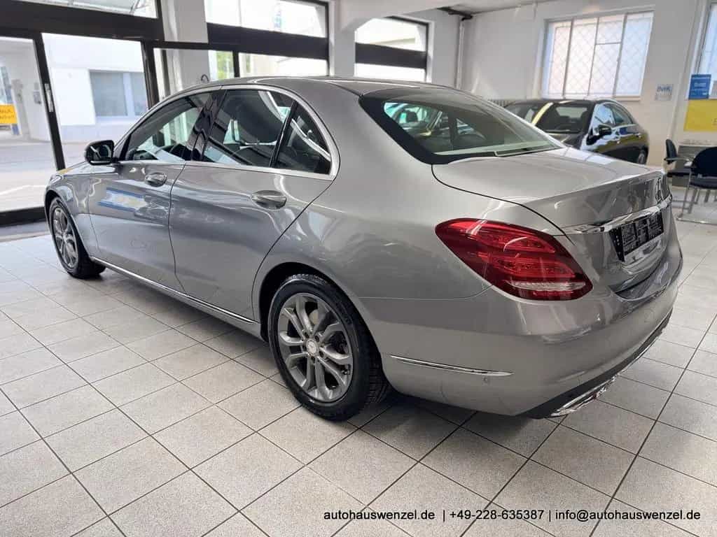 Mercedes-Benz C-Class 180 Lim. Aut. Avantgarde NAVI LED SITZHEIZUNG 03/2015-photo-8