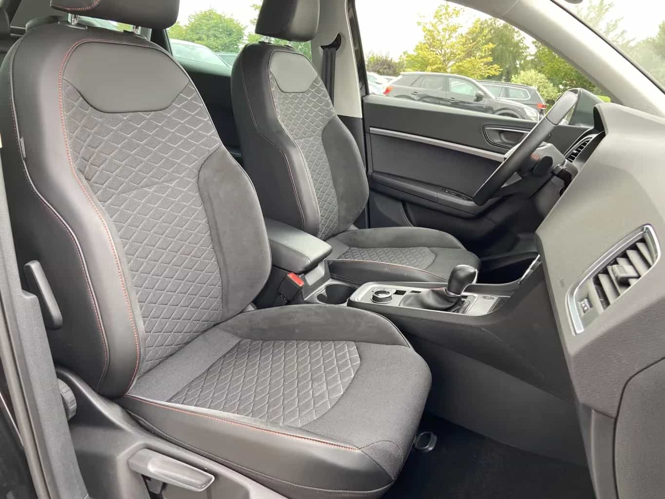 Seat Ateca 06/2024-photo-12