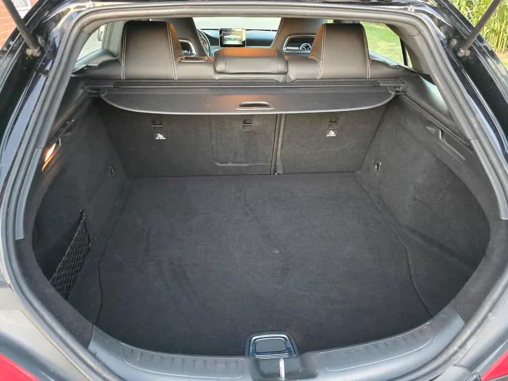 Mercedes-Benz CLA 200 Shooting Brake AT Teil Leder Navi Alu 10/2016-photo-15