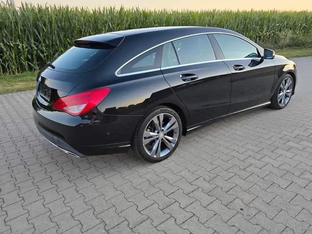 Mercedes-Benz CLA 200 Shooting Brake AT Teil Leder Navi Alu 10/2016-photo-3