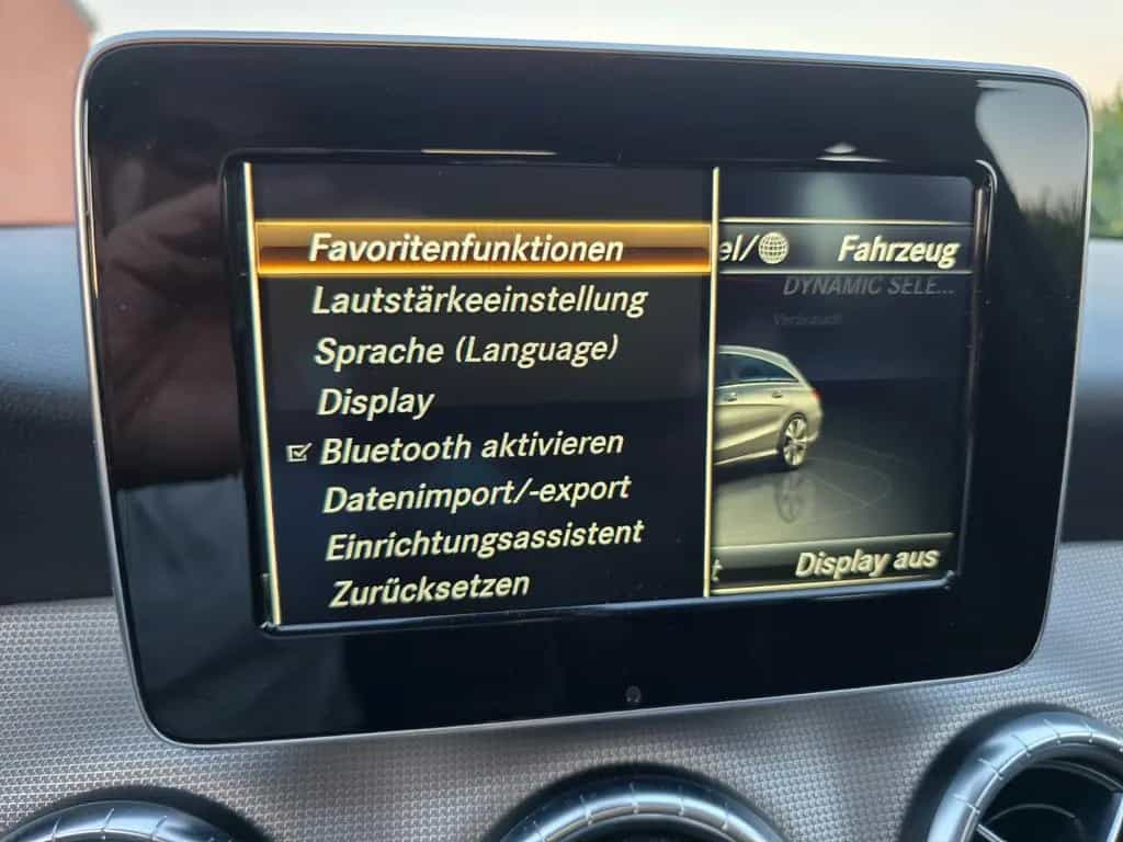 Mercedes-Benz CLA 200 Shooting Brake AT Teil Leder Navi Alu 10/2016-photo-40