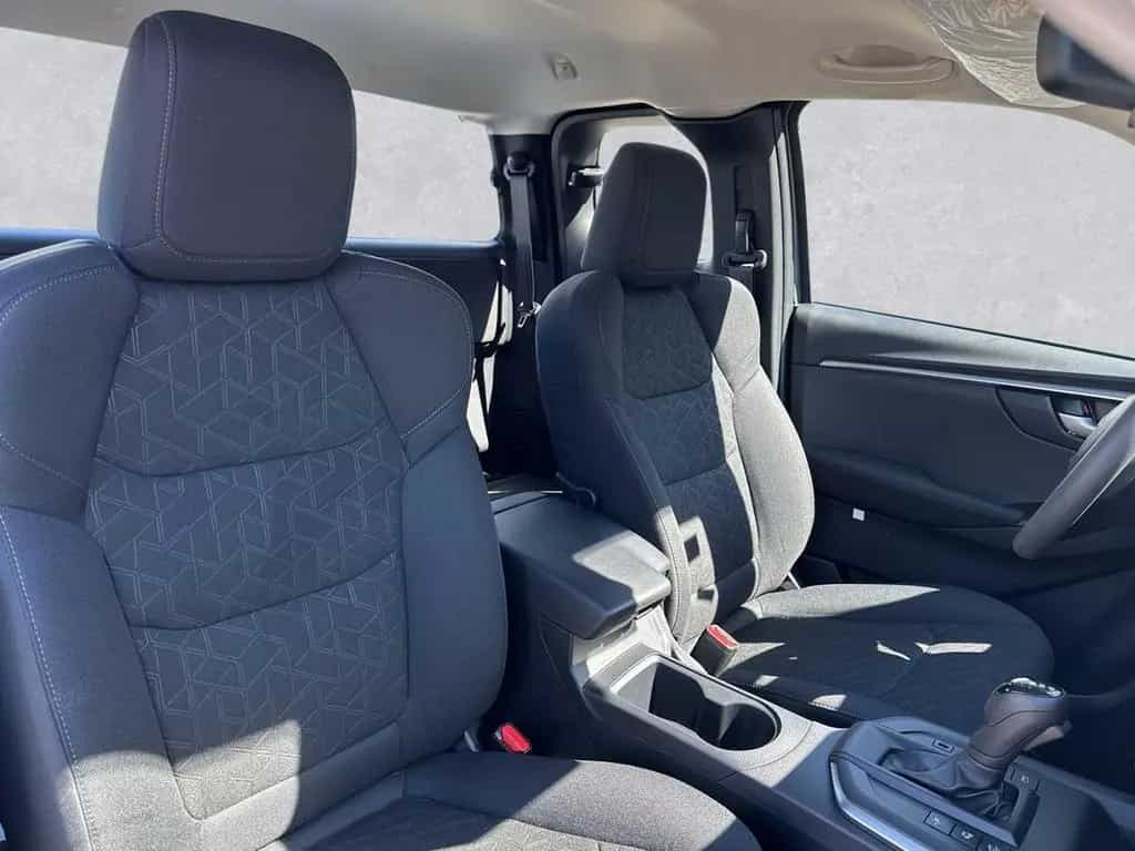 Isuzu D-Max Space Cab 4WD Autm. LS 3 Seiten Kipper null-photo-9