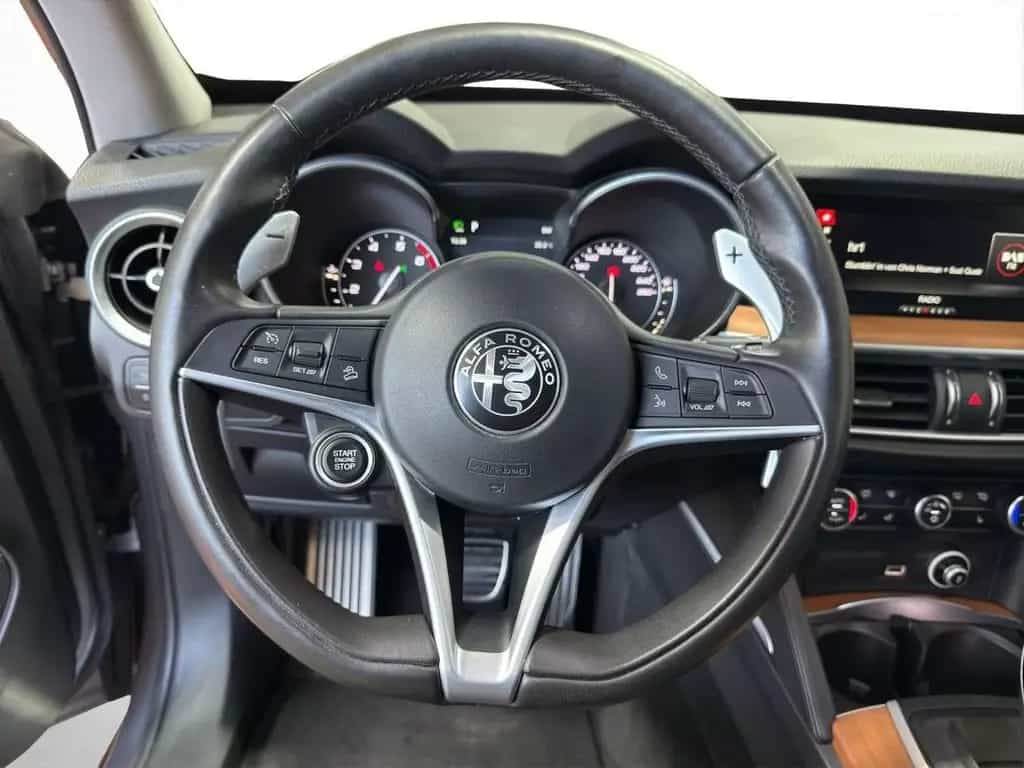 Alfa Romeo Stelvio First Edition Q4*Metallic-Lackierung* 03/2017-photo-13