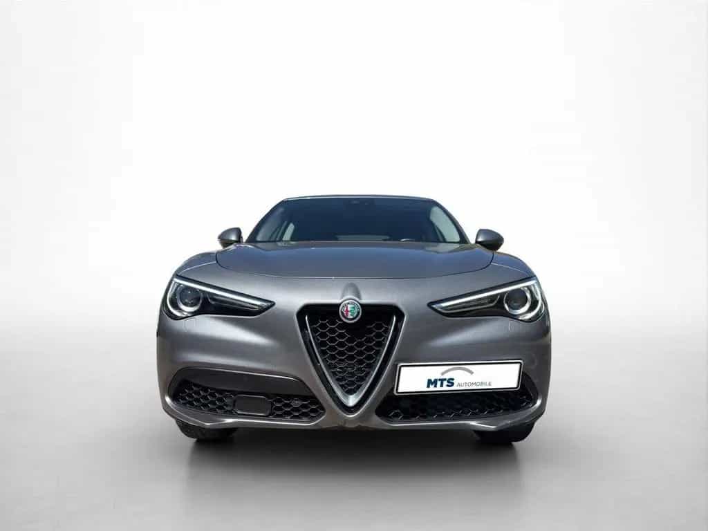 Alfa Romeo Stelvio First Edition Q4*Metallic-Lackierung* 03/2017-photo-2