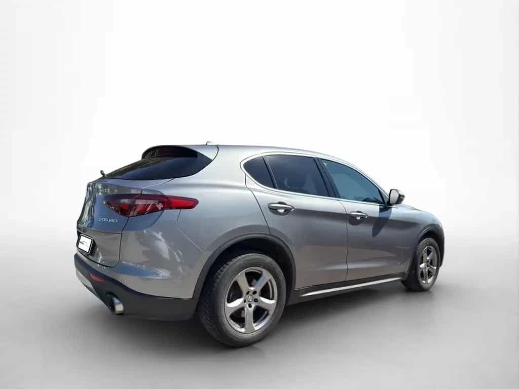 Alfa Romeo Stelvio First Edition Q4*Metallic-Lackierung* 03/2017-photo-5