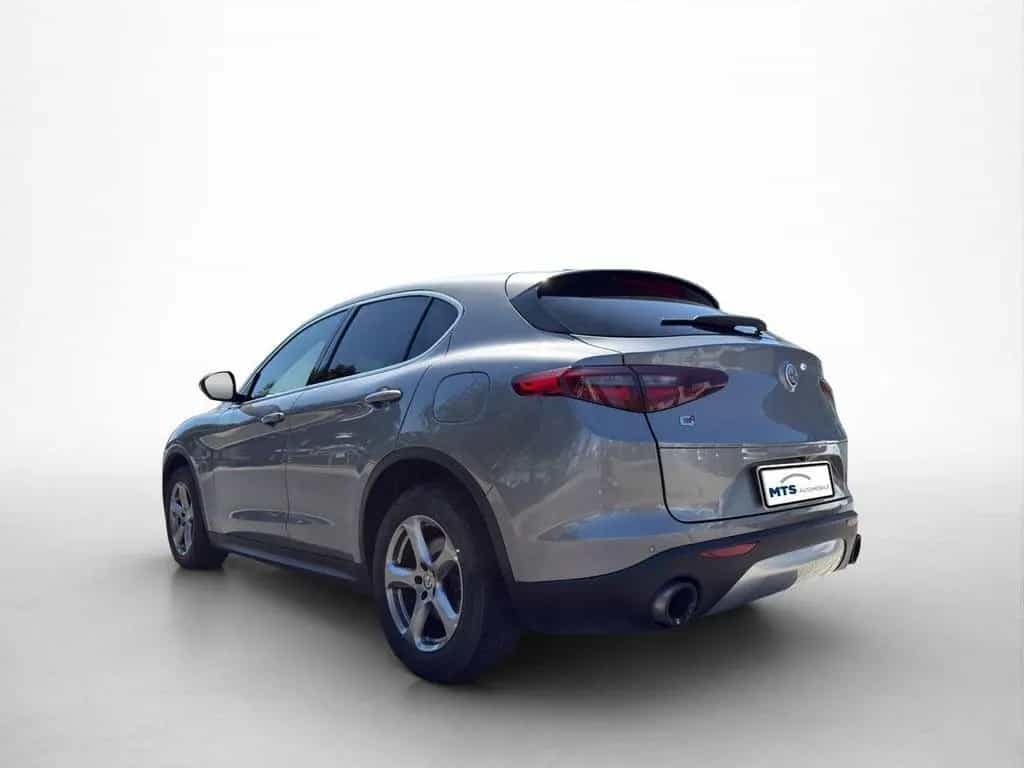 Alfa Romeo Stelvio First Edition Q4*Metallic-Lackierung* 03/2017-photo-7