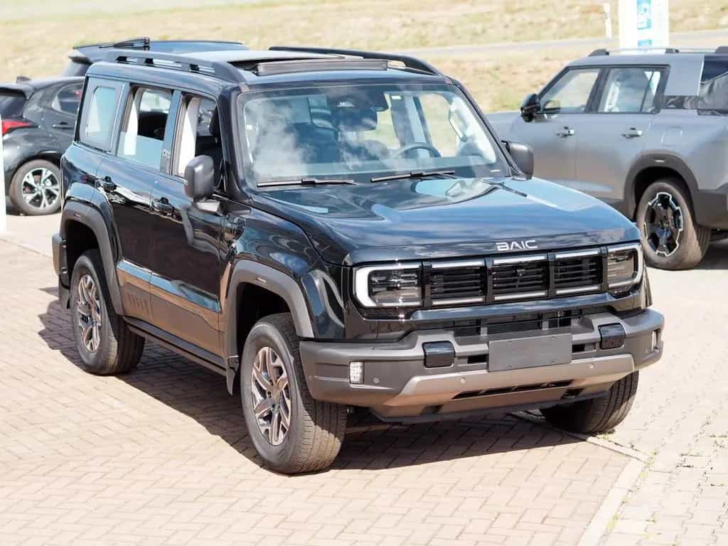 BAIC BJ40 Pro 4x4 Pano LED e. Trittbretter null-photo-27