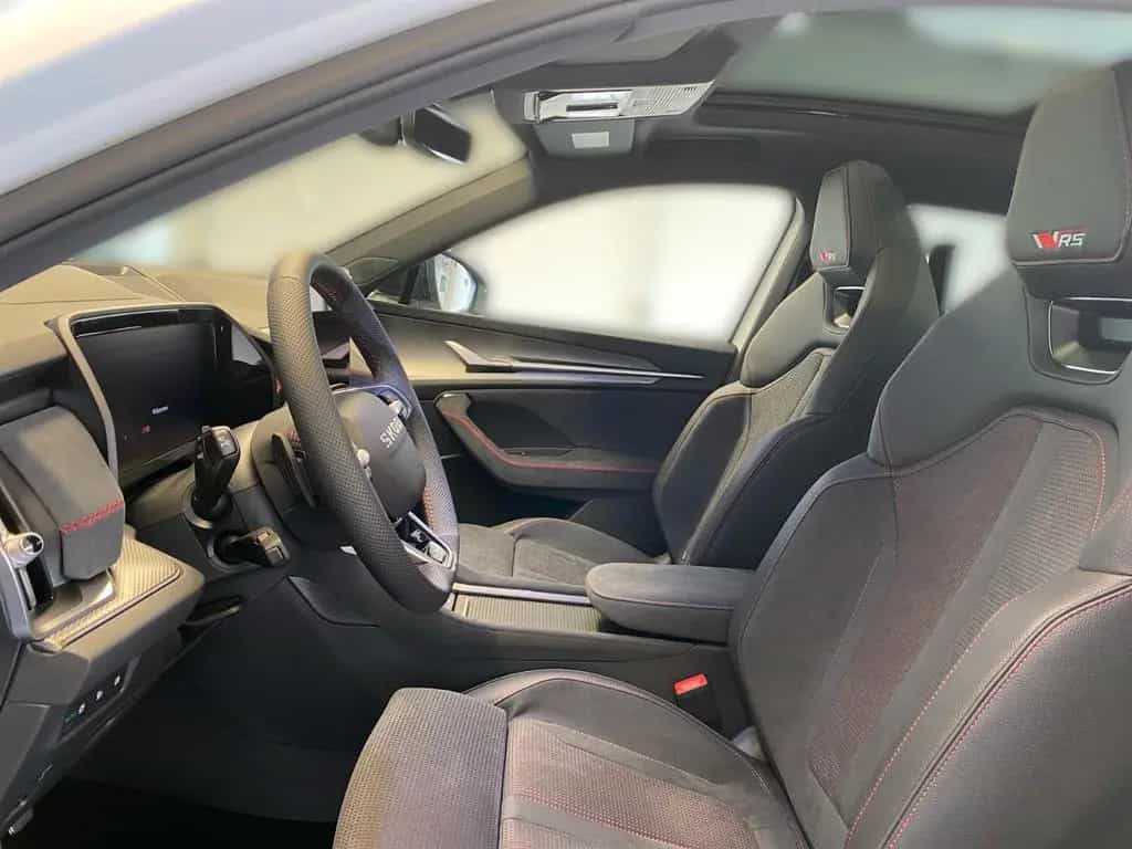 Skoda Kodiaq RS 2.0 TSI 195 kW 4x4 DSG 7-Sitzer 06/2025-photo-9