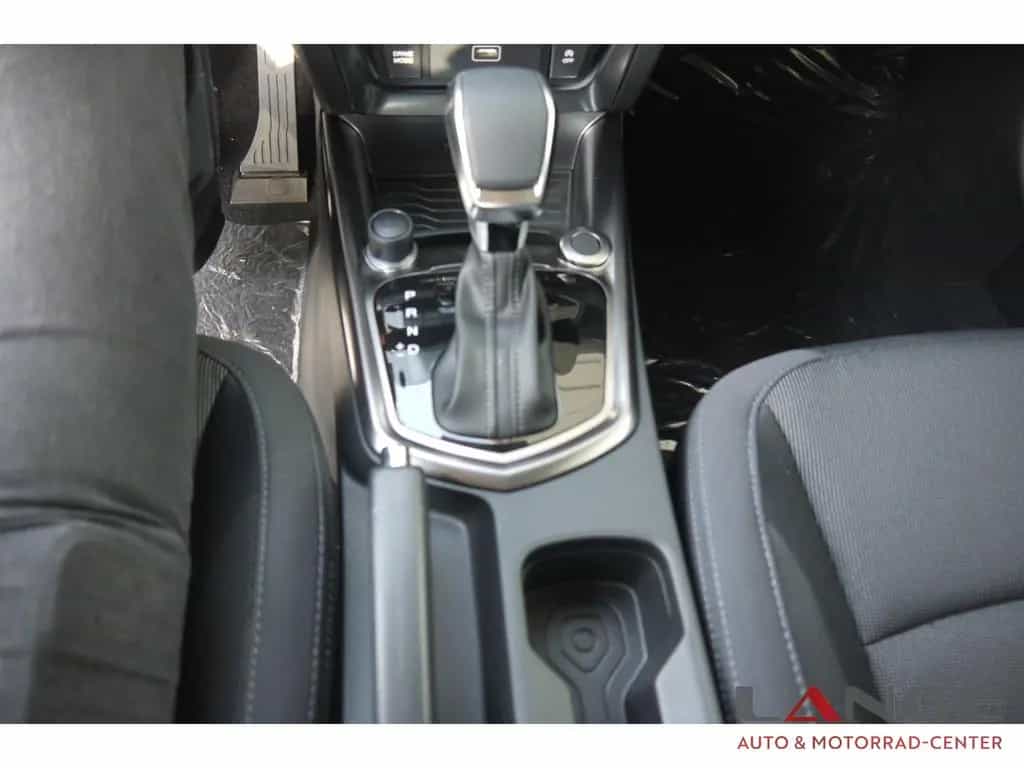 KGM Tivoli 1.5 T-GDi 6 A T Nomad Navi SHZ Temp Tel.- null-photo-11