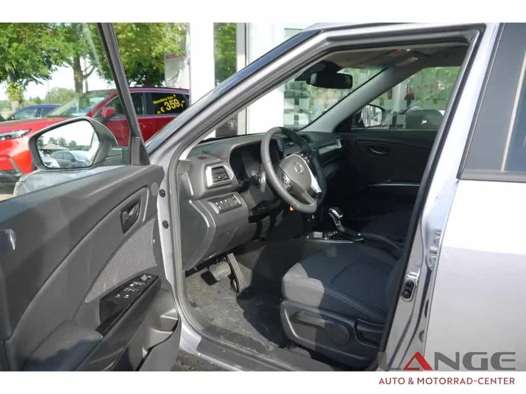 KGM Tivoli 1.5 T-GDi 6 A T Nomad Navi SHZ Temp Tel.- null-photo-9