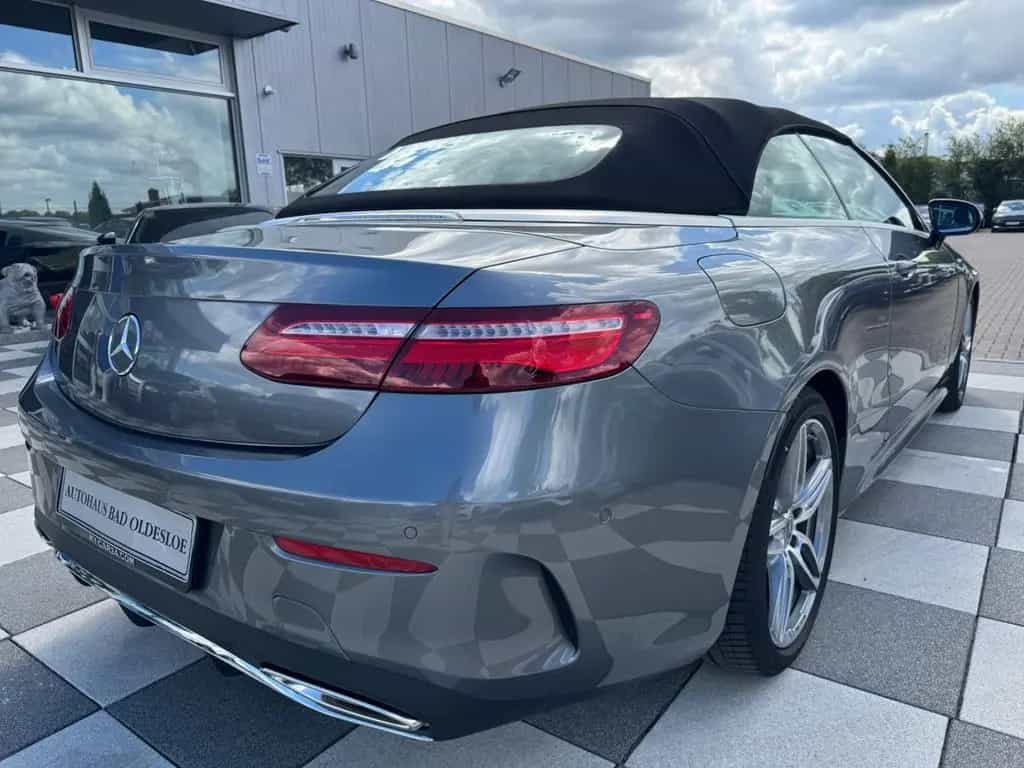 Mercedes-Benz E 200 Cabrio+AMG Line+Airscarf+R Kam+Leder 05/2018-photo-11